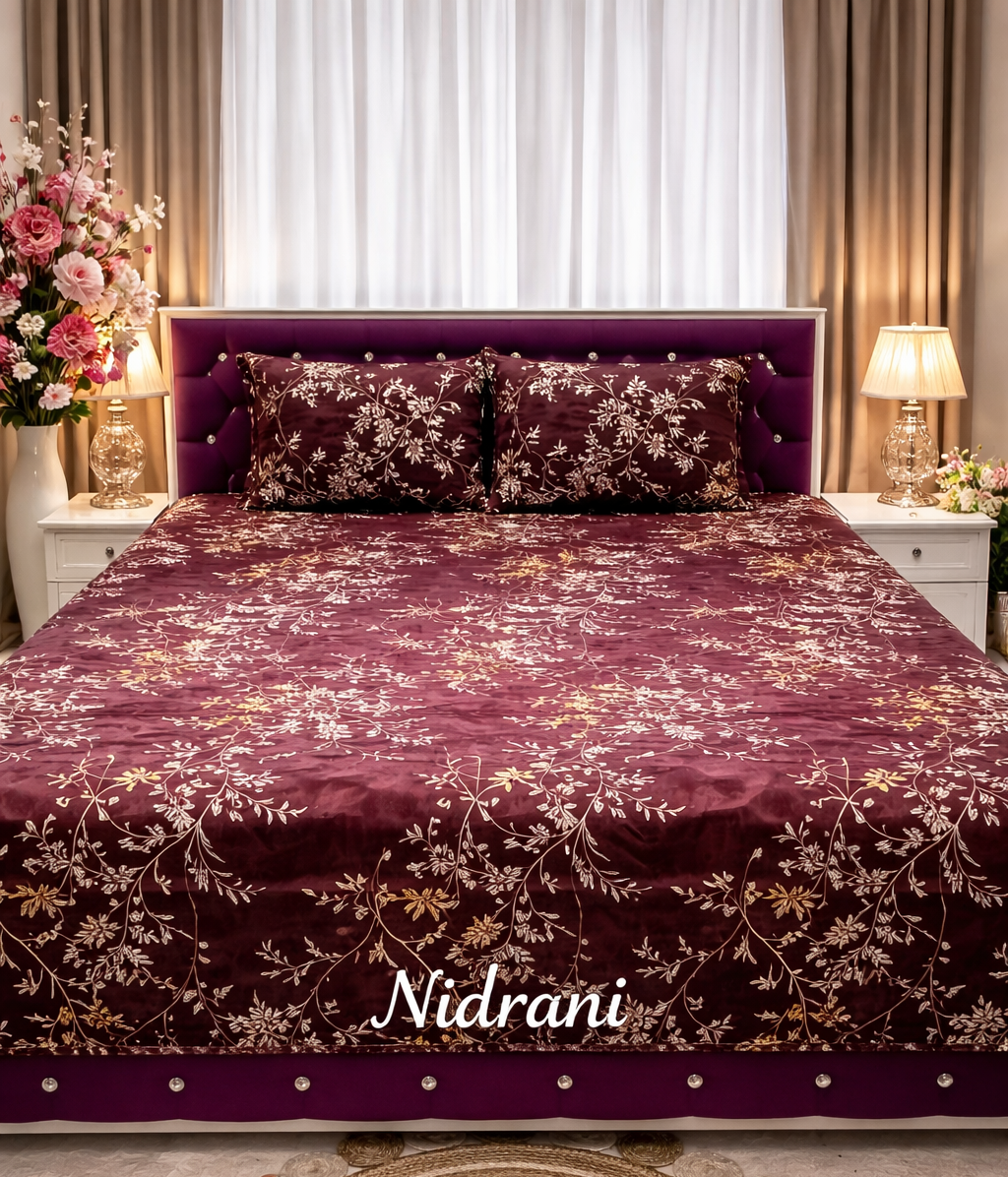 নিদ্রানী মেরুন লতানো আল্পনা টুয়িল বেডশিট